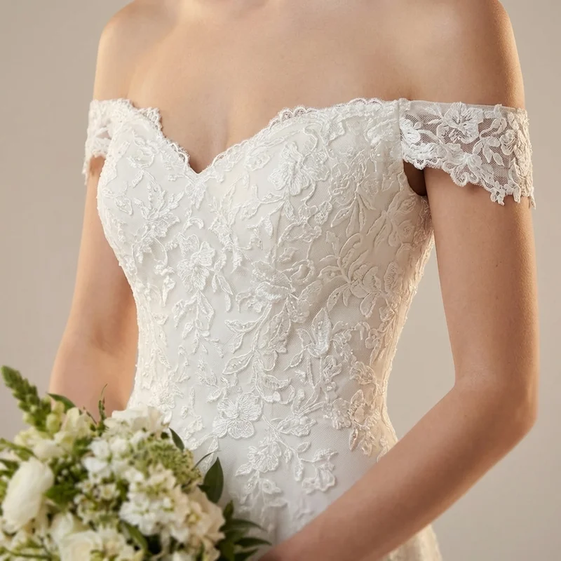 Magnolia Lace Corset Country Gown - 3