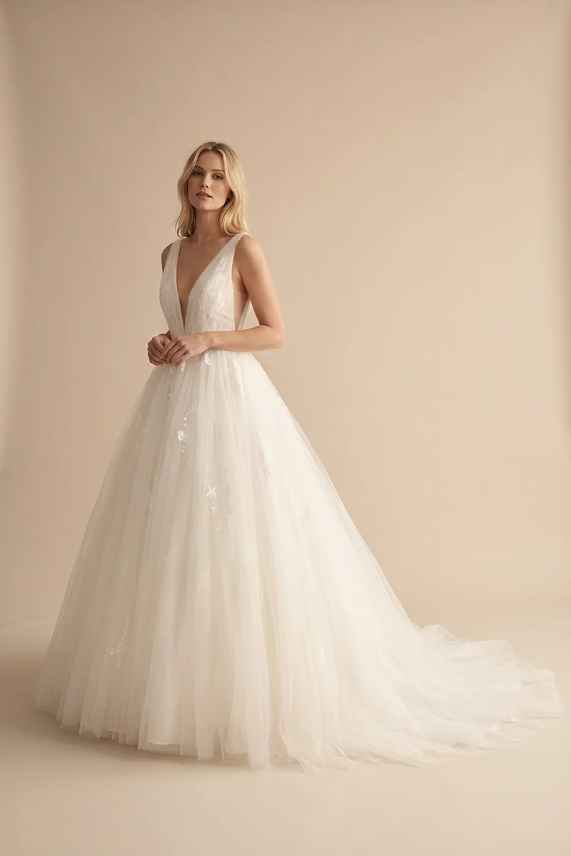Dreamy Tulle V-Neck Princess Wedding Dress - 1